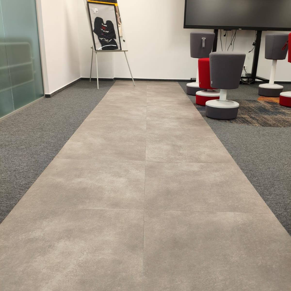 LVT 2